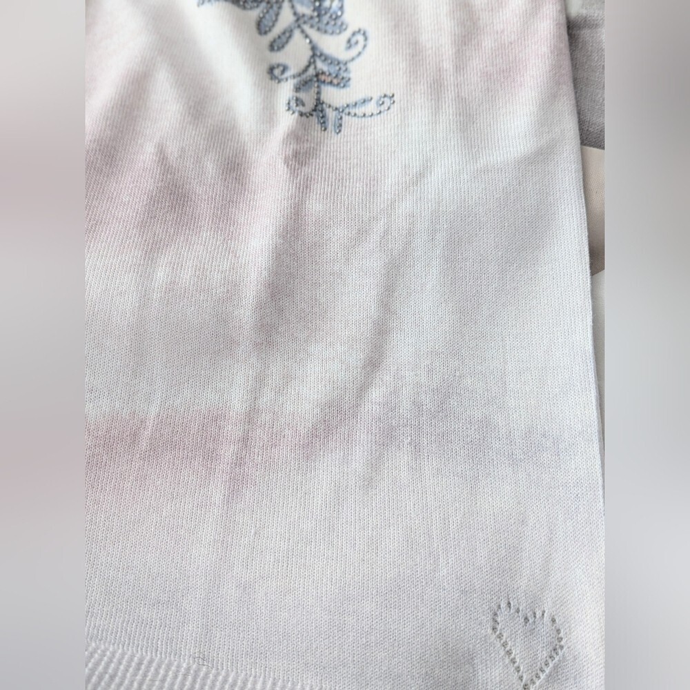 Amaryllis Womens (Size M) Pastel Tie-Dyed V-Neck Sweater w/ Floral Embroidery - Picture 10 of 13